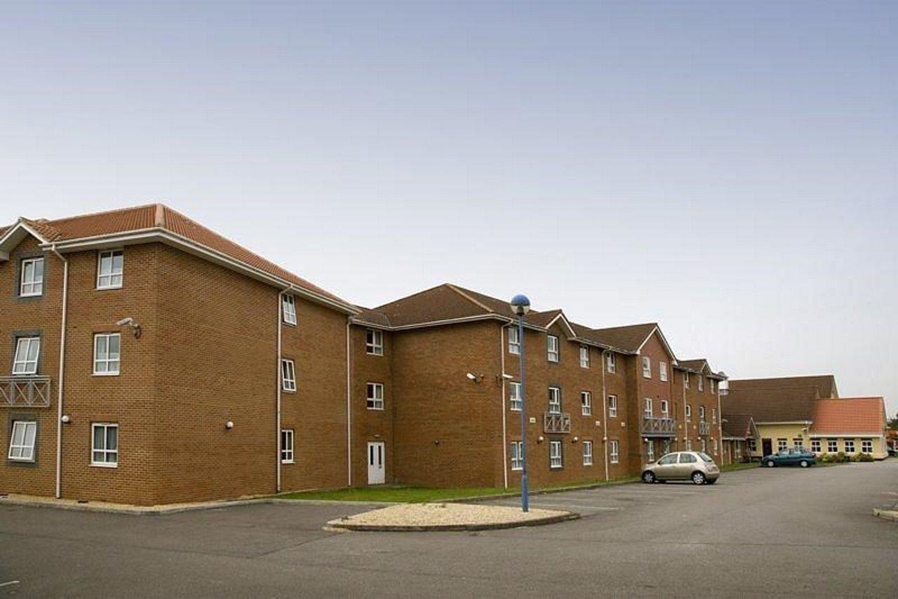 Premier Inn Welwyn Garden City Exterior foto